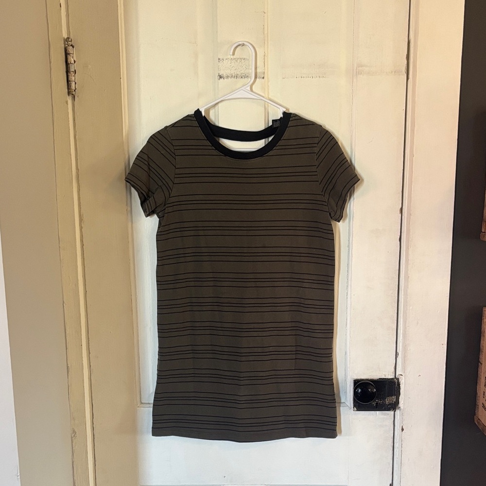 Forever 21 black and green Striped Short Sleeve dress